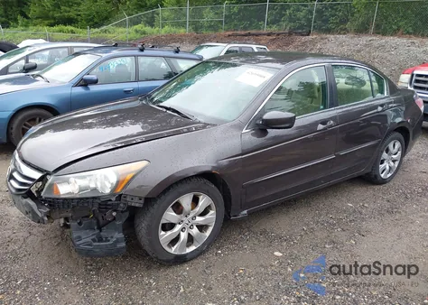 2011 Honda Accord 2.4 Lx from USA, damaged, VIN 1HGCP2F32BA015300